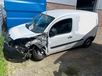 Renault Kangoo 1.5 DCI - 2018 - Euro 6 - Schade beschikbaar voor biedingen