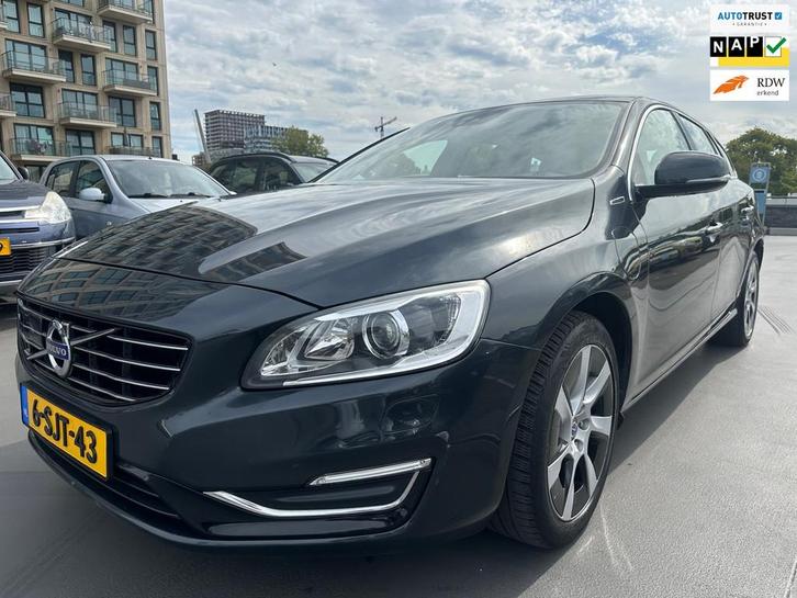 Volvo V60 2.4 D6 AWD Plug-In Hybrid Summum Laag KMs Vol Opti, Auto's, Volvo, Bedrijf, Te koop, V60, 4x4, ABS, Adaptive Cruise Control
