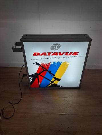 Gevelreclame lichtbak reclamebord batavus fietsen beschikbaar voor biedingen