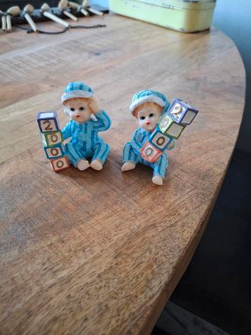 Vintage Baby Born Beeldjes beschikbaar voor biedingen