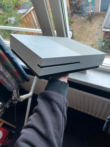 Xbox One White Edition beschikbaar voor biedingen