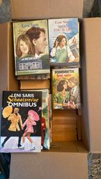 Leni Saris - 64 pockets plus ongeveer 30 gebonden boeken, Ophalen, Gelezen