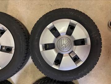 Volkswagen Up | Winterset | 165/70/14 | Pirelli | 4x100 beschikbaar voor biedingen