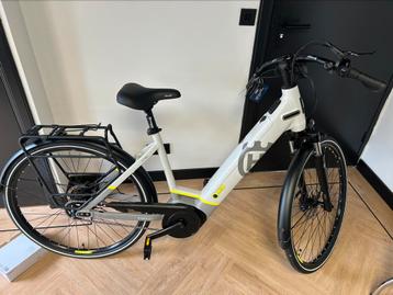 2 x Husqvarna Grand Towner 4 Bosch NIEUW beschikbaar voor biedingen