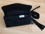NIEUW - CLAUDIA STRATER - CLUTCH - TAS- ZWART -LEER - €50,00, Sieraden, Tassen en Uiterlijk, Tassen | Damestassen, Ophalen of Verzenden