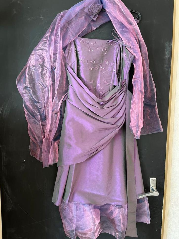 38 40 lila paars cocktail dress korte jurk gala jurk, Kleding | Dames, Gelegenheidskleding, Zo goed als nieuw, Cocktailjurk, Maat 38/40 (M)