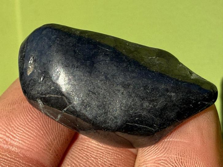 Elite Shungite edel Shungiet broekzaksteen mineralen, Verzamelen, Mineralen en Fossielen, Mineraal, Ophalen of Verzenden