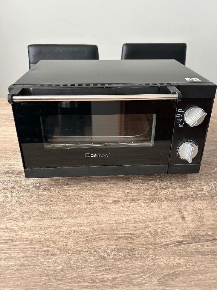 Handige elektrische camping/caravan oven werkt perfect 1000W, Caravans en Kamperen, Kampeeraccessoires, Gebruikt, Ophalen