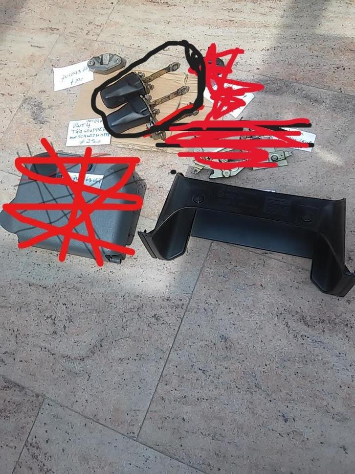 VW T4 Deurvastzetter VW 701837249 met beschermkap, Caravans en Kamperen, Camper-accessoires, Zo goed als nieuw, Ophalen of Verzenden