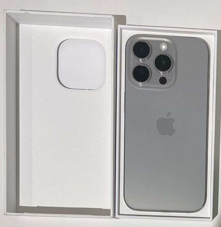 Apple iPhone 15 Pro titanium (nieuwstaat) excl. lader, Telecommunicatie, Mobiele telefoons | Apple iPhone, Zo goed als nieuw, 128 GB