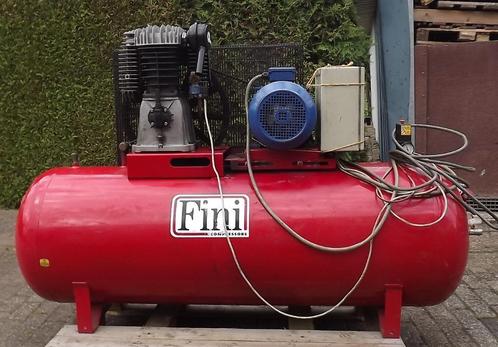Compressor, Fini compressor., Doe-het-zelf en Verbouw, Compressors, Gebruikt, 6 tot 10 bar, 100 liter of meer, 800 liter/min of meer