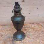 Oude koperen antieke petroleum lamp., Antiek en Kunst, Ophalen, Koper
