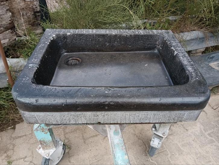 Wasbak trog pompbak Belgisch hardsteen landelijke keukens, Huis en Inrichting, Keuken | Keukenelementen, Nieuw, Minder dan 100 cm