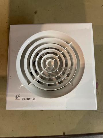 S&P Silent-100 CRIZ Badkamerventilator voor onderdelen beschikbaar voor biedingen