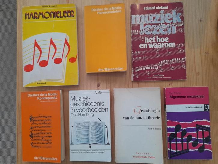 Diverse muziekboeken muziektheorie, Boeken, Muziek, Gelezen, Artiest, Ophalen of Verzenden