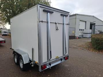 Nieuwe gesloten aanhangwagens alle maten geremd en ongeremd beschikbaar voor biedingen