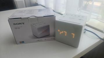 Sony ICF-C1 wekkerradio – met doos – volledig werkend
 beschikbaar voor biedingen