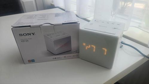 Sony ICF-C1 wekkerradio – met doos – volledig werkend, Audio, Tv en Foto, Accu's en Batterijen, Zo goed als nieuw, Ophalen of Verzenden