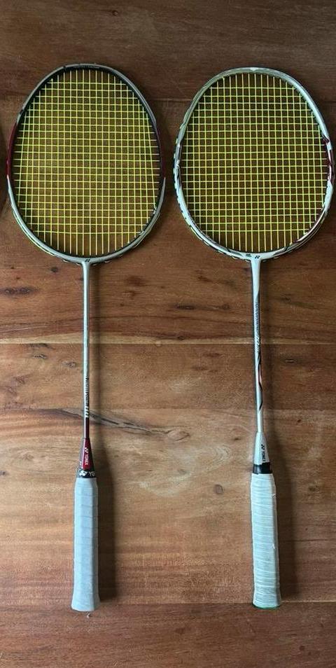 Yonex rackets aangeboden KOOPJE, Sport en Fitness, Badminton, Zo goed als nieuw, Racket(s), Ophalen of Verzenden