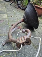 Gietijzeren buitenlamp met koperen kap 38 cm, Tuin en Terras, Buitenverlichting, Ophalen, Overige materialen, Gebruikt, Minder dan 50 watt
