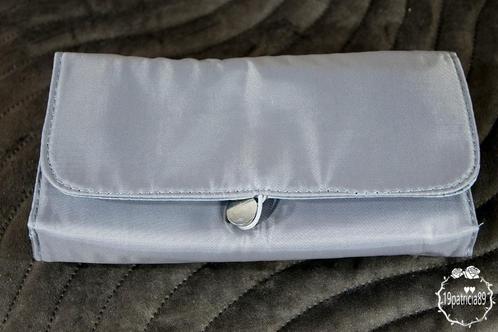 Roll - up etui all in one nieuw, Sieraden, Tassen en Uiterlijk, Uiterlijk | Cosmetica en Make-up, Nieuw, Toebehoren, Gehele gezicht