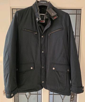 Nieuwe donkerblauwe herenjas van Pierre Cardin maat 52 beschikbaar voor biedingen