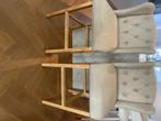 2 beautiful light grey bar stool/kitchen chairs (barkrukken), 2 krukken, 90 cm of meer, Zo goed als nieuw, Hout