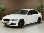 Bmw 3-serie 320i EDE Upgrade Ed., Auto's, Achterwielaandrijving, Euro 6, 4 cilinders, Wit