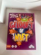 Geloof 't of Niet Bordspel - Identity Games, Drie of vier spelers, Ophalen of Verzenden, Zo goed als nieuw