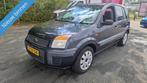 Ford Fusion 1.4-16V Champion NETTE AUTO RIJD EN SCHAKELT GOE, Auto's, Ford, 47 €/maand, Origineel Nederlands, Te koop, Zilver of Grijs