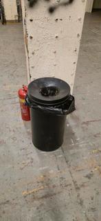 vuilnisbak , aluminium, met vlamdover deksel, Ophalen of Verzenden, Gebruikt, Minder dan 50 cm