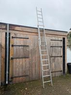 mooie ladder 3 x 9  treden, totaal 7 meter 50, Gebruikt, Ophalen of Verzenden, Ladder, Opvouwbaar of Inschuifbaar