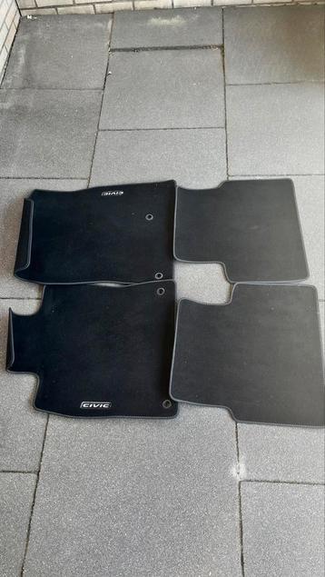 Honda Civic Automatten beschikbaar voor biedingen