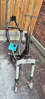 2 stuks Vivacity frames met snor kenteken, Ophalen, Gebruikt, Frame, Peugeot