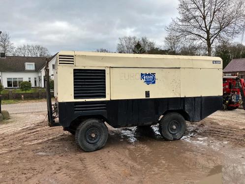 Te koop ingersoll rand 12/235 mobiele compressor, Zakelijke goederen, Machines en Bouw | Pompen en Compressoren