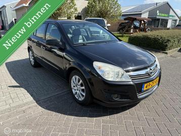 Opel Astra 1.6 Temptation NIEUWE APK beschikbaar voor biedingen