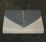 Envelop tas donkerblauw beige streepje met goud, Sieraden, Tassen en Uiterlijk, Tassen | Damestassen, Ophalen of Verzenden, Zo goed als nieuw