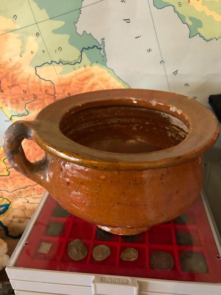Bodemvondst intacte oude KAMERPOT 17e eeuw uit HOLLAND., Antiek en Kunst, Curiosa en Brocante, Verzenden