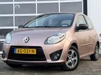 Renault Twingo 1.2-16V Night & Day 75pk | Airco | Bluetooth, Auto's, Renault, Voorwielaandrijving, Euro 5, Twingo, Zwart