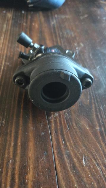 Stage 6 Spruitstuk Minarelli Nieuw beschikbaar voor biedingen