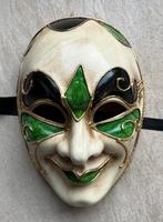 Venetiaans masker, groen met goud en muzieknoten, Ophalen