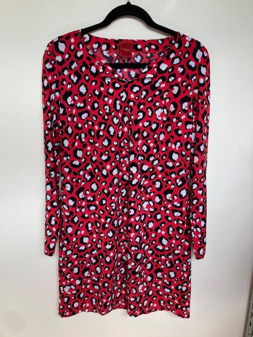 Josephine & Co rood panterprint travelstof jurk maat 38, Kleding | Dames, Jurken, Zo goed als nieuw, Maat 38/40 (M), Rood, Boven de knie