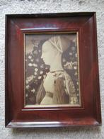 DAME in Klederdracht in oude mahonie lijst Antieke foto € 60, Antiek en Kunst, Ophalen of Verzenden