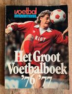 Voetbal International: Het Groot VoetbalBoek 1976-1977, Verzamelen, Ophalen of Verzenden