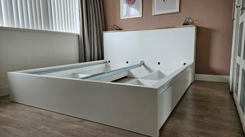 Ikea bed met 4 lades 