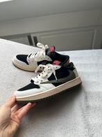 Travis Scott olive, Ophalen of Verzenden, Nieuw, Wit, Sneakers of Gympen