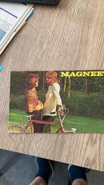 Magneet documentatie, Ophalen of Verzenden, Zo goed als nieuw