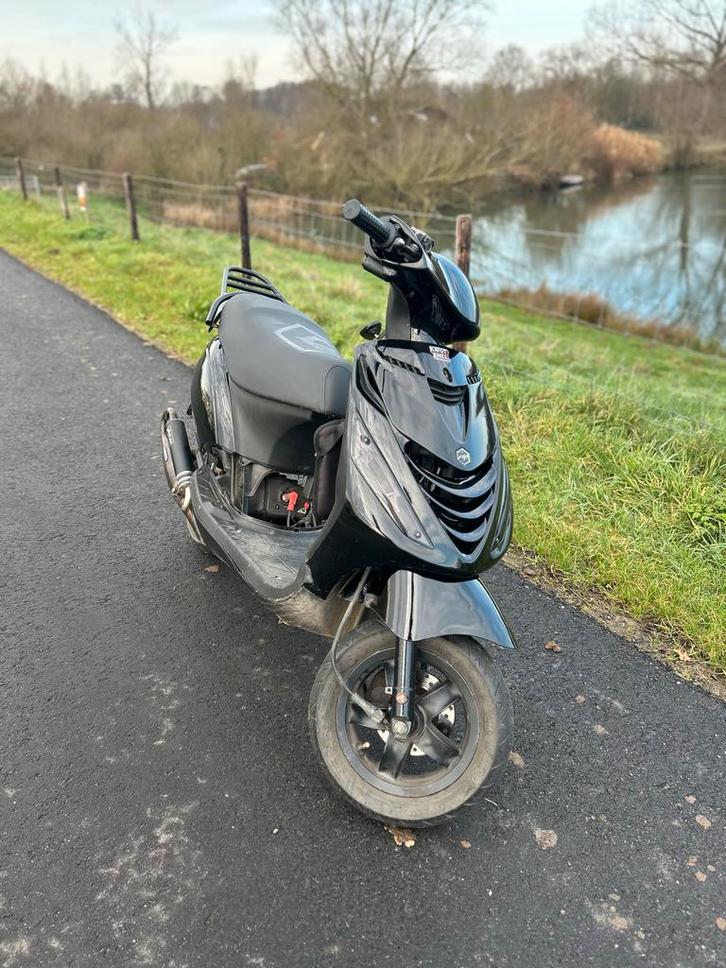 Piaggio Zip 70cc 2-takt - Snelle Scooter!, Fietsen en Brommers, Scooters | Piaggio, Gebruikt, Zip, Tweetakt, Ophalen