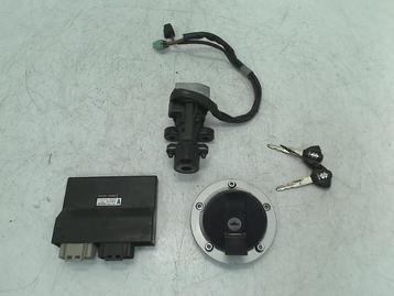 SLOTENSET Suzuki GSX R 750 2006-2007 (3710140819) beschikbaar voor biedingen