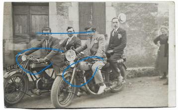 Twee oldtimer motoren moto motor fotokaart frans beschikbaar voor biedingen